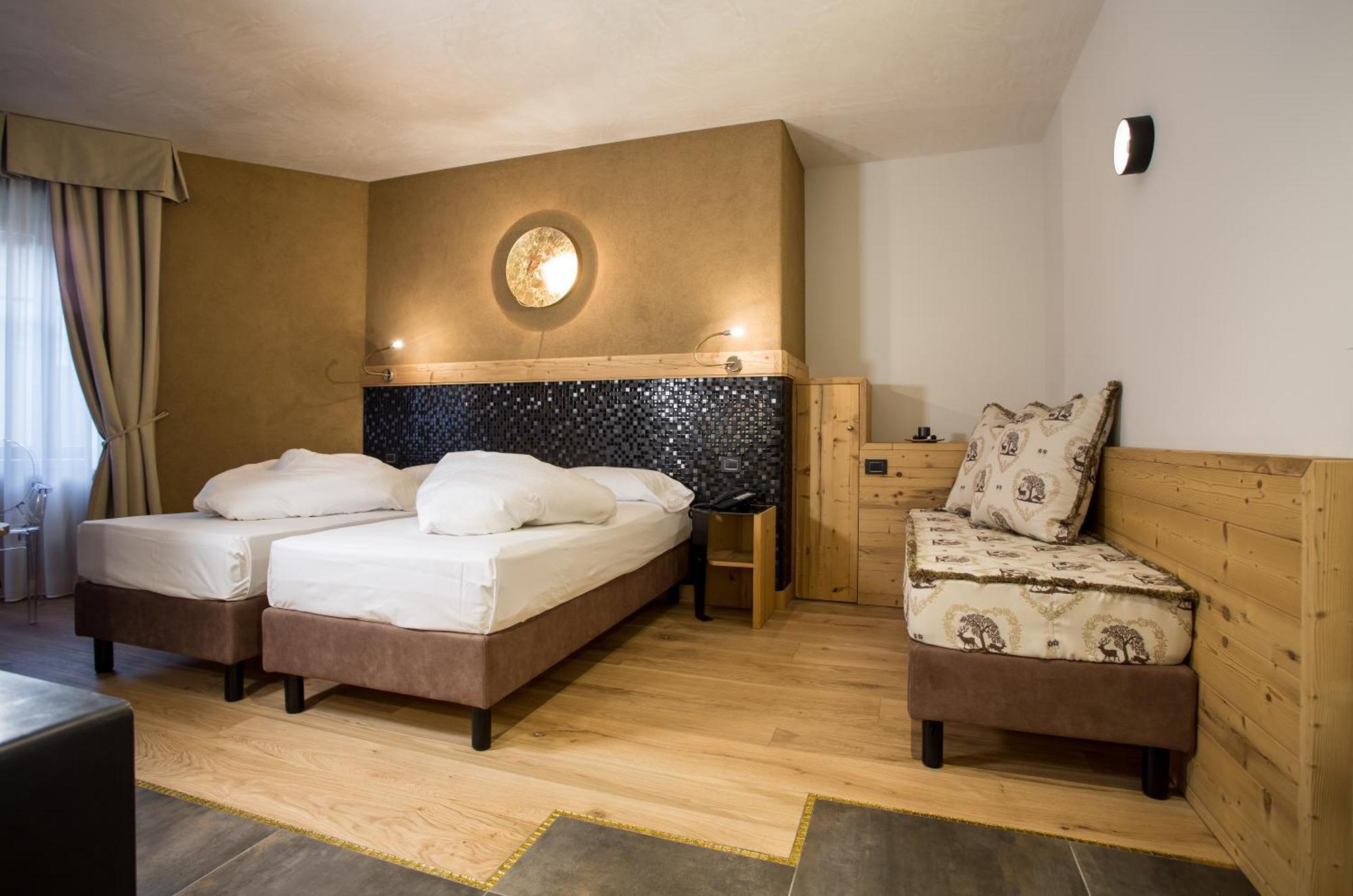 Hotel Orso Grigio Кавалезе Екстериор снимка