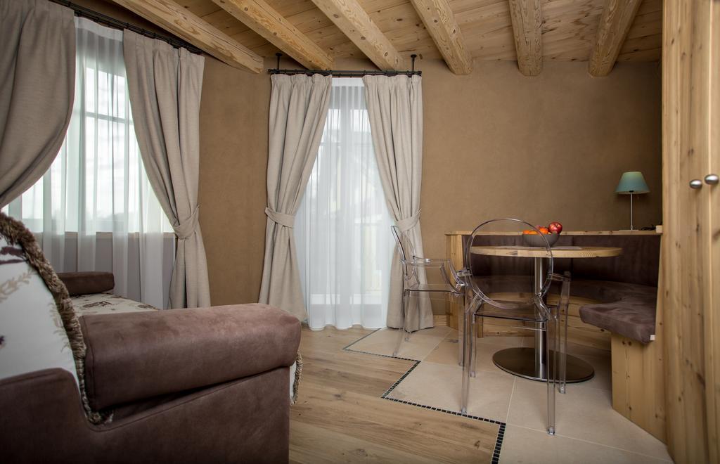 Hotel Orso Grigio Кавалезе Екстериор снимка